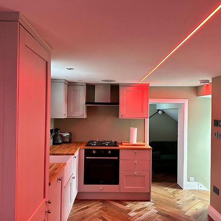Super Deluxe Apartment Barnet kerület Kültér fotó